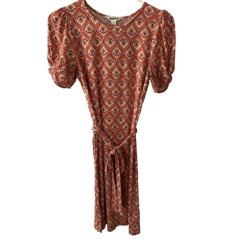 Boden Women's Puff Sleeve Tie Waist Dress Size US 4R UK 8R Red Geometric Print - Picture 2 of 10